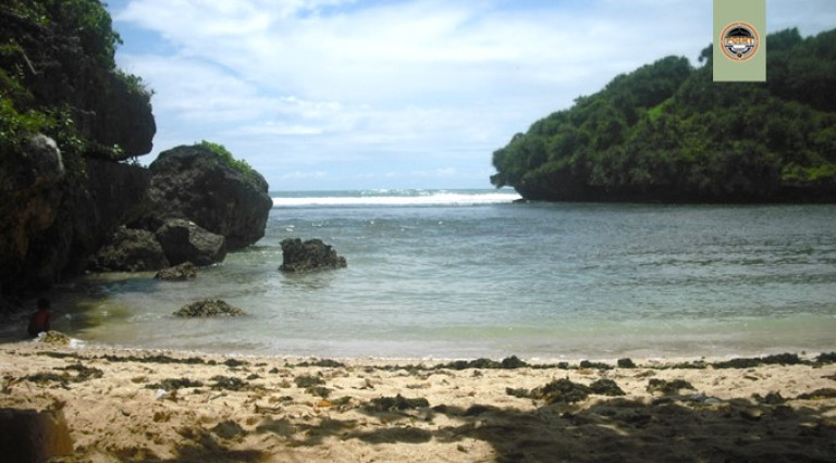 Pantai Songlibeg, New Hidden Beach Gunungkidul