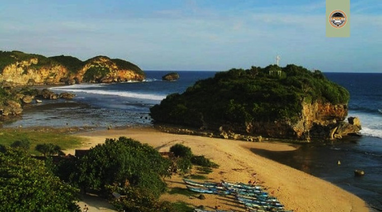 Pantai Karang Telu Gunungkidul